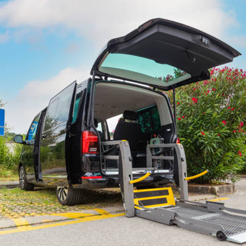 Wheelchair Accessible Maxi Taxi